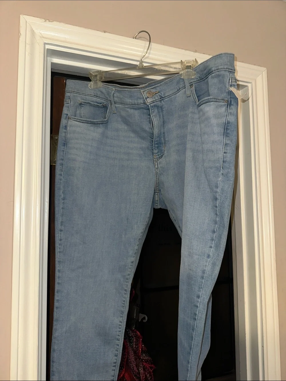 NWT Levi's Light Blue Straight Leg Jeans shaping skinny 311 20w nice
